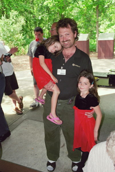 174077_3675-1_M008.jpg 93.7K