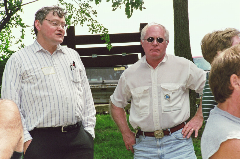 174077_3675-1_M011.jpg 146.5K