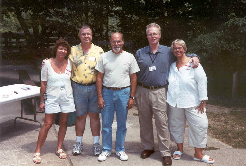 Extra-2004-01.jpg 98.3K