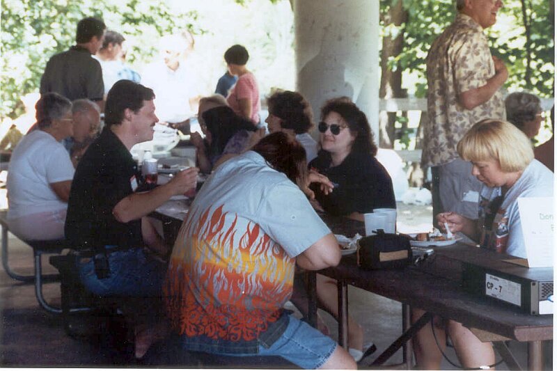 Extra-2004-07.jpg 89.8K