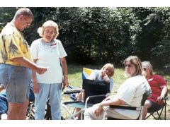 Extra-2004-06.jpg 115.3K